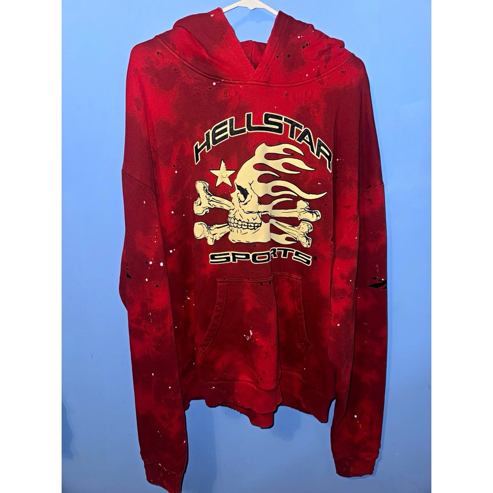 Hellstar Sports Mens Red Skull Graphic Pullover Hooded Cotton Fleece Hoodie L